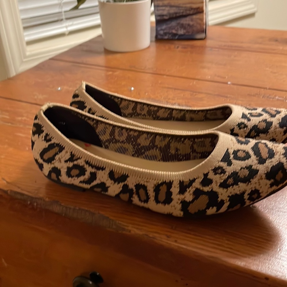 Leopard slide on Jellypops. 6 new
